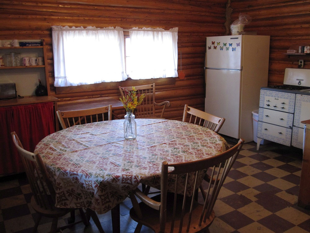 wyoming cabin rental wildcatter cabin picture